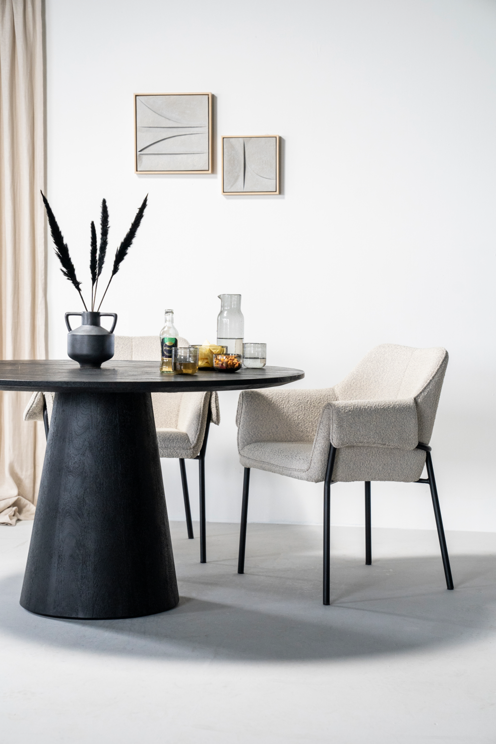 Wooden Pedestal Dining Table | Oroa.com