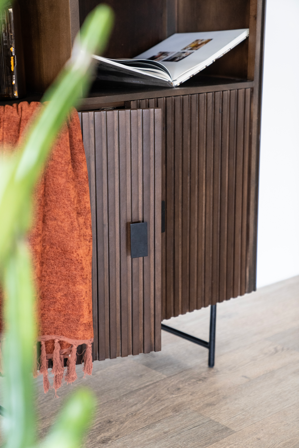 Mango Wood Bookcase | Oroa.com