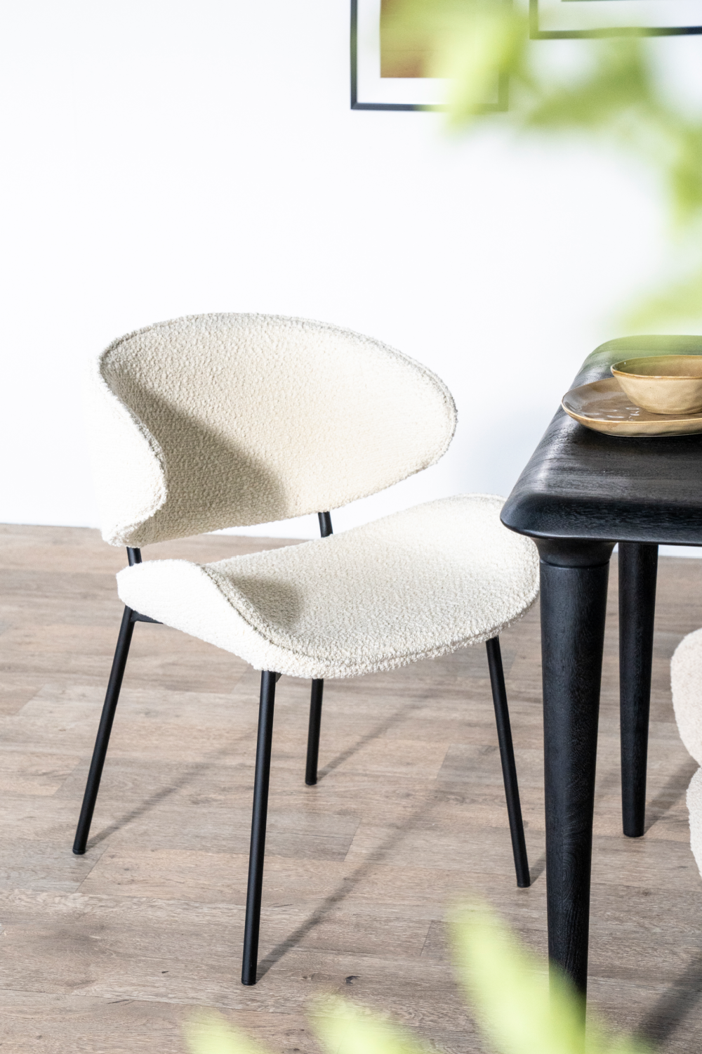 Upholstered Modern Dining Chair | Oroa.com