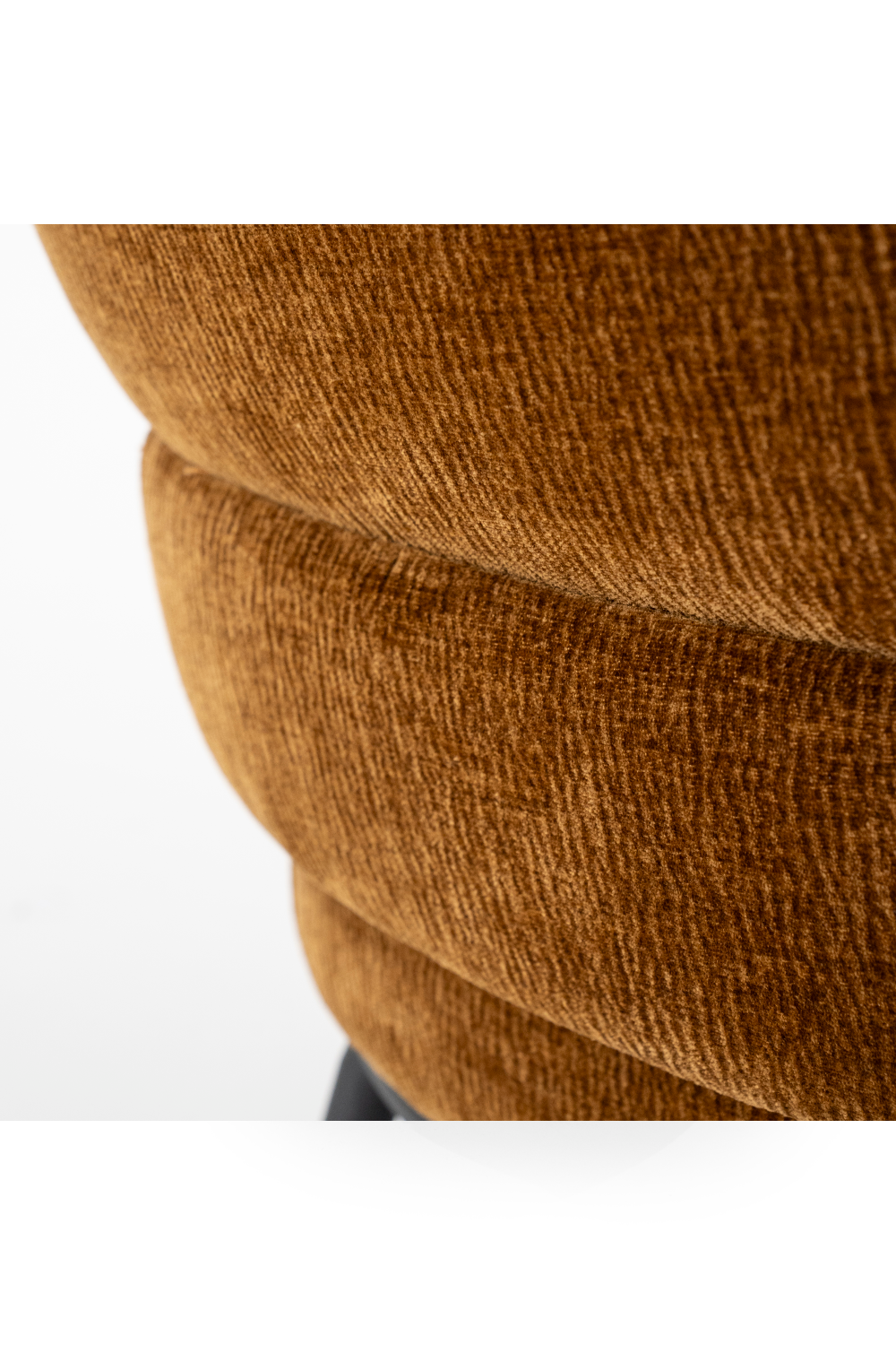 Minimalist Barrel Armchair | Oroa.com
