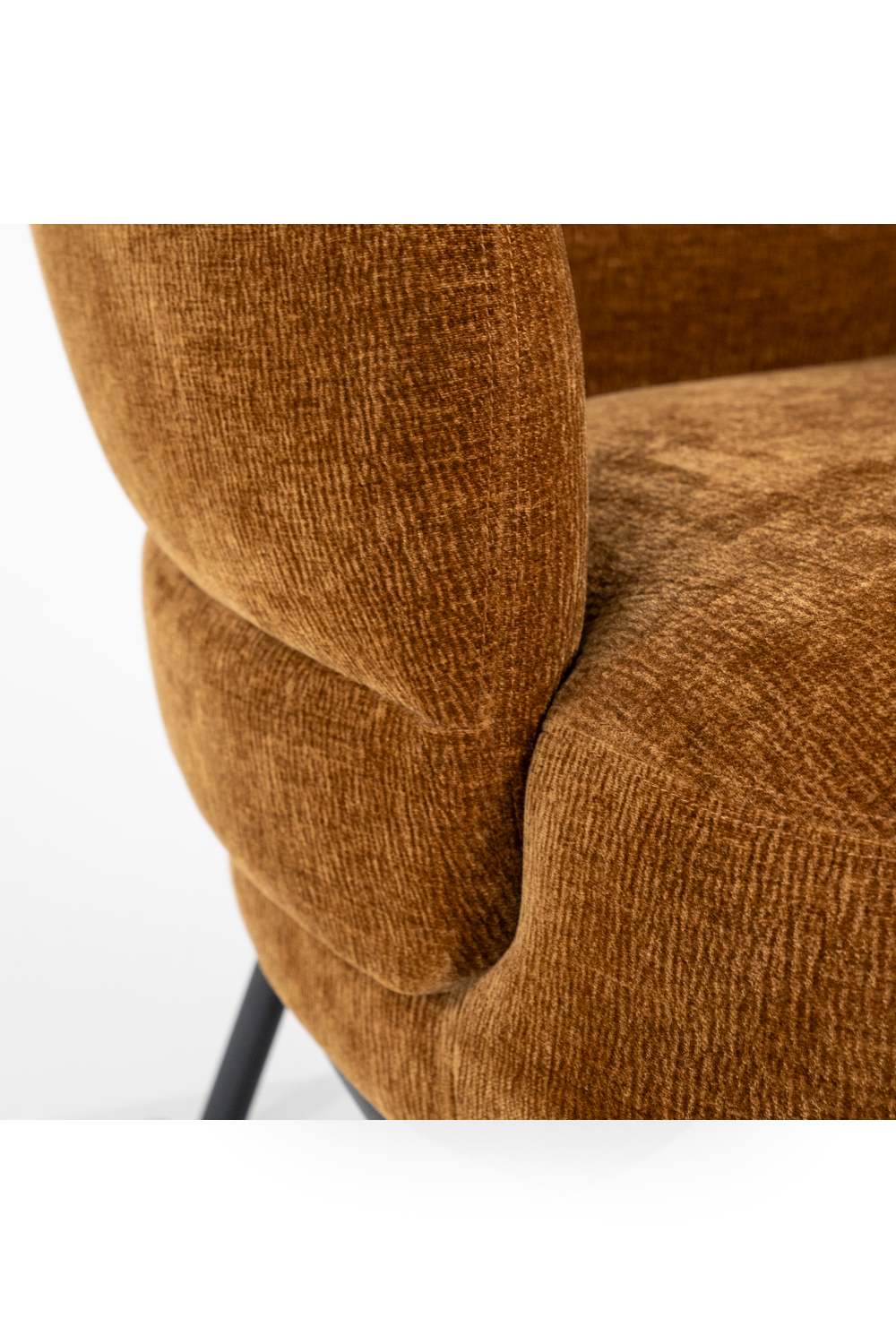 Minimalist Barrel Armchair | Eleonora David | OROA.com