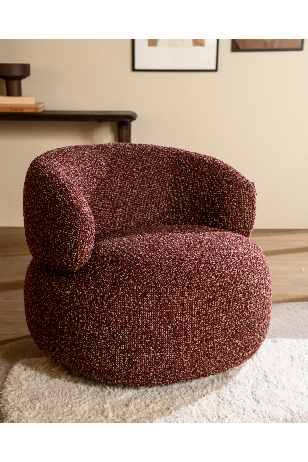 Modern Curved Lounge Chair | Oroa.com