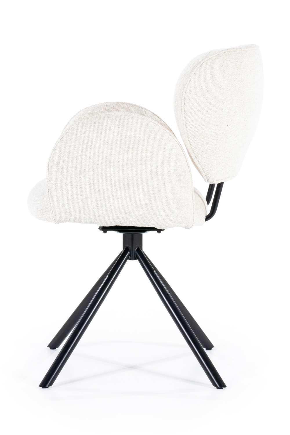 Quadrupod Rotatable Armchair | Eleonora Rosalin | OROA.com