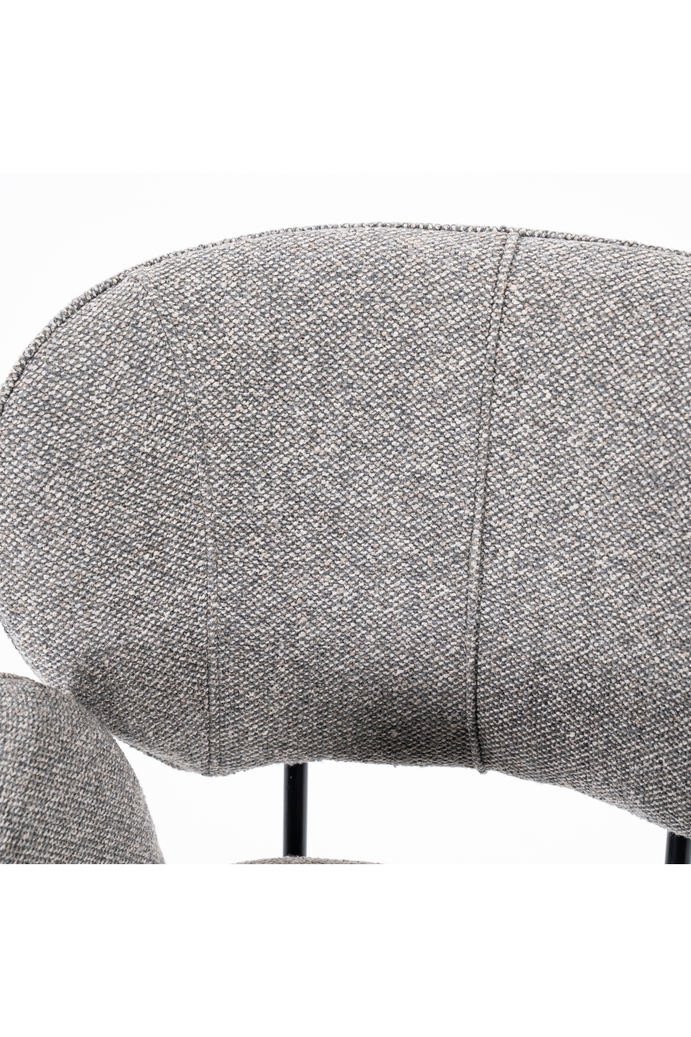 Quadrupod Rotatable Armchair | Eleonora Rosalin | OROA.com