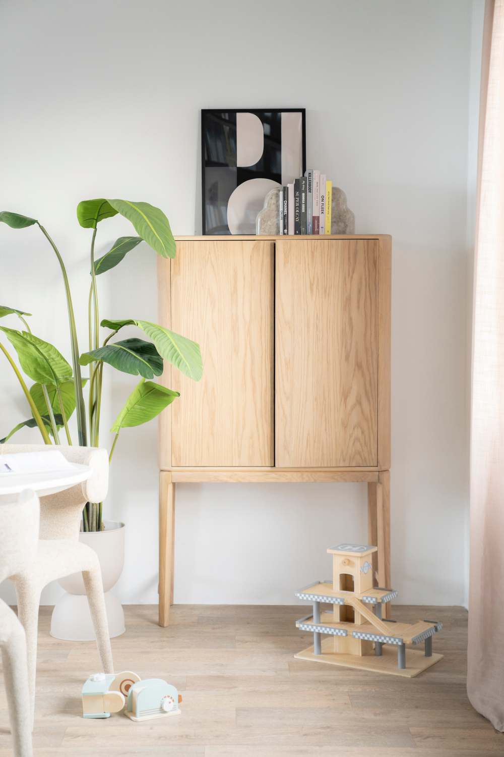 2-Door Oak Cabinet | Eleonora Harvey | OROA.com