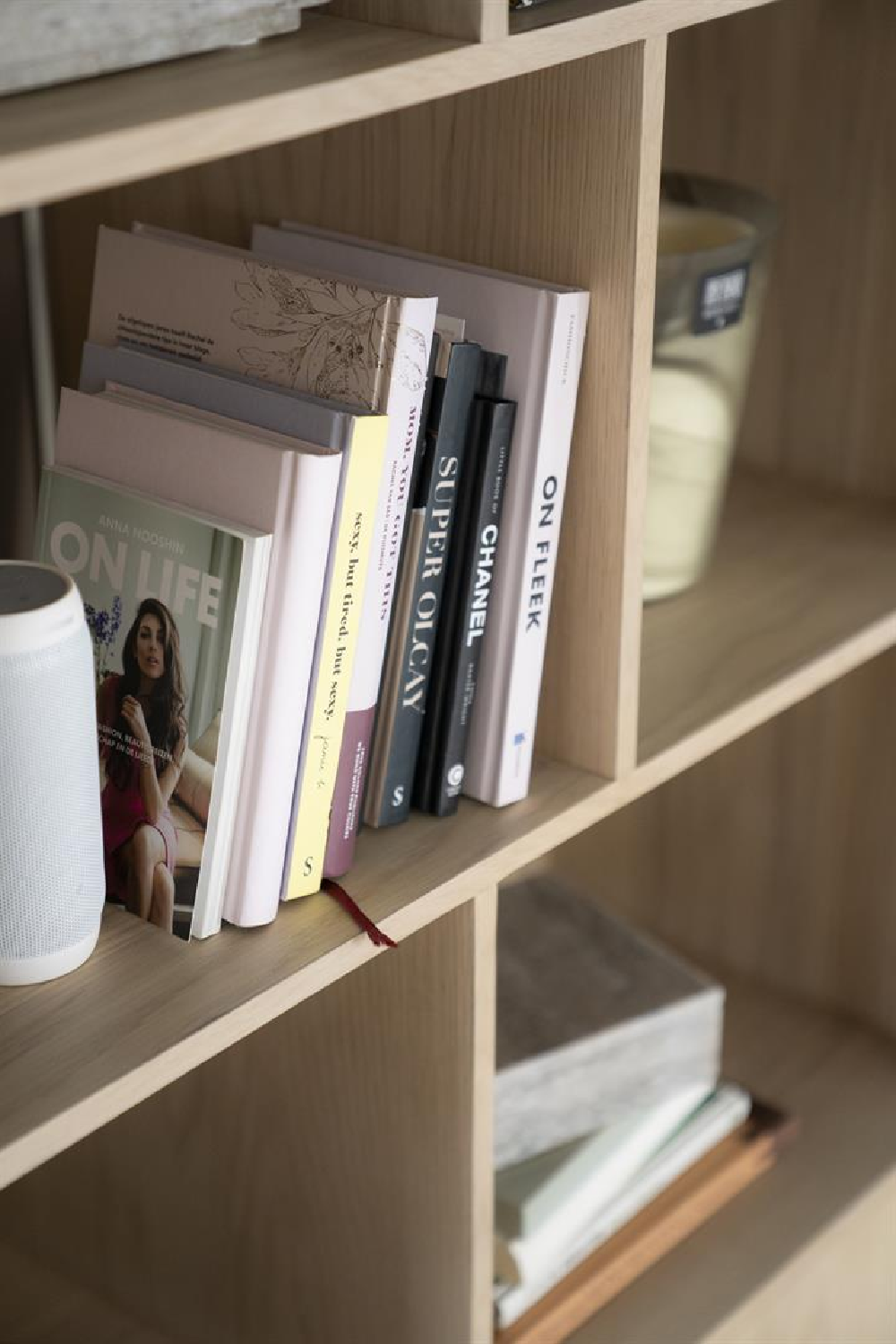 Oak 2-Door Bookcase | Oroa.com