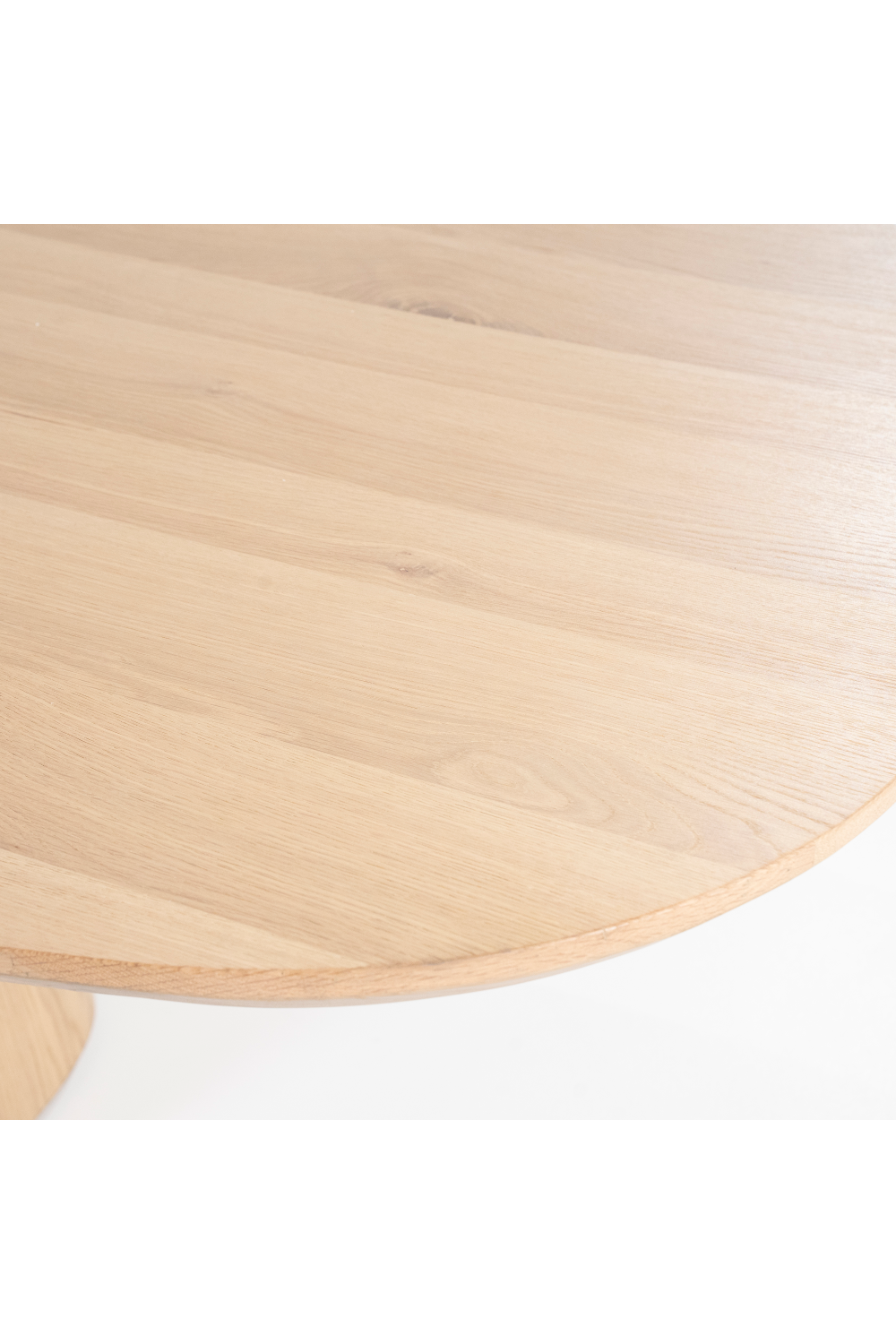 Lacquered Oak Dining Table | Oroa.com