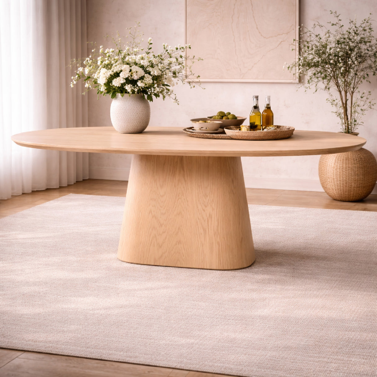 Lacquered Oak Dining Table | Oroa.com
