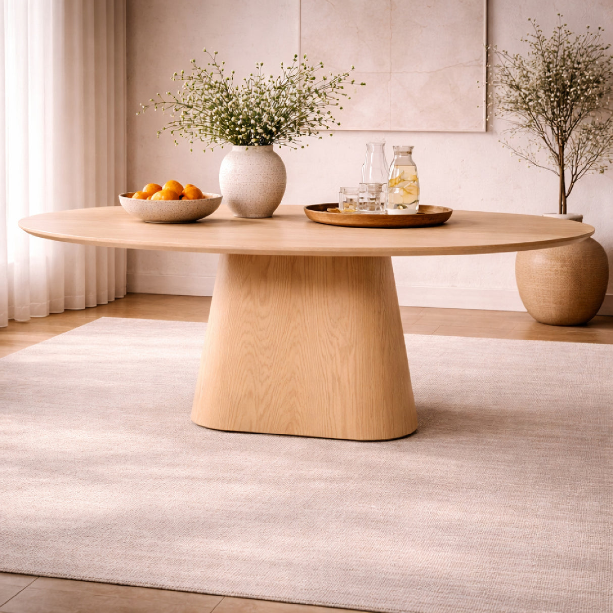Lacquered Oak Dining Table | Oroa.com