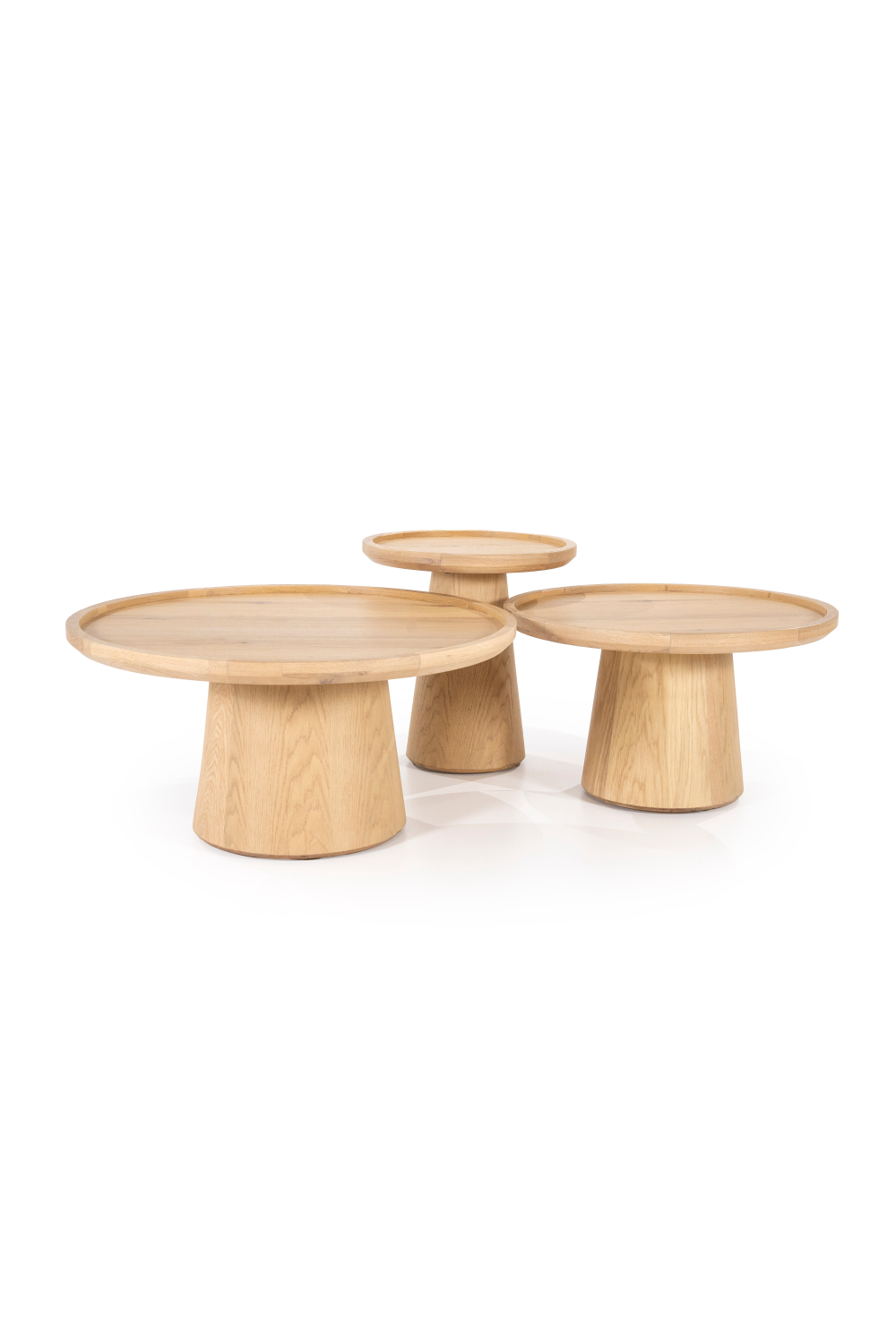 Lacquered Oak Pedestal Side Table | Eleonora Leia | OROA.com