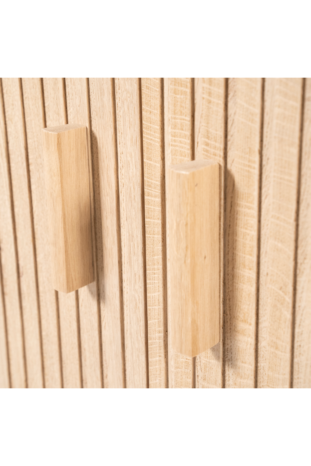 Oak Fluted 4-Door Sideboard | Oroa.com