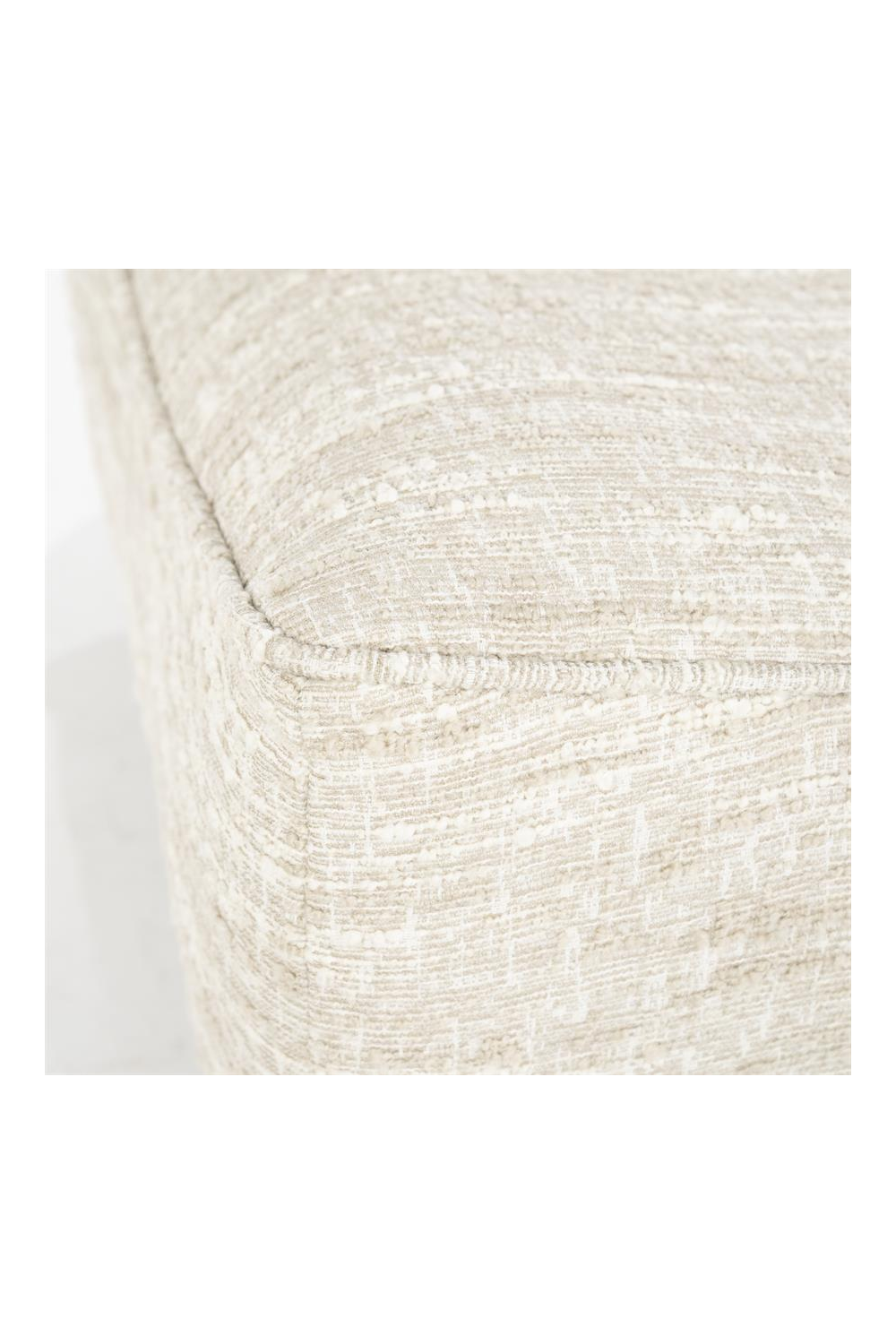 Fabric Swivel Lounge Chair | Eleonora Loys | OROA.com