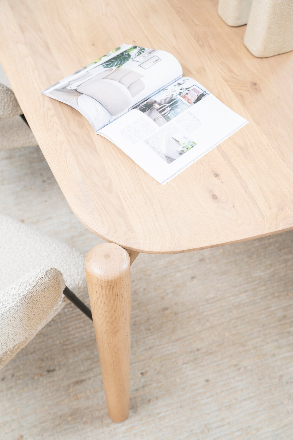 Oak Scandinavian Dining Table | Eleonora Selbu | OROA.com