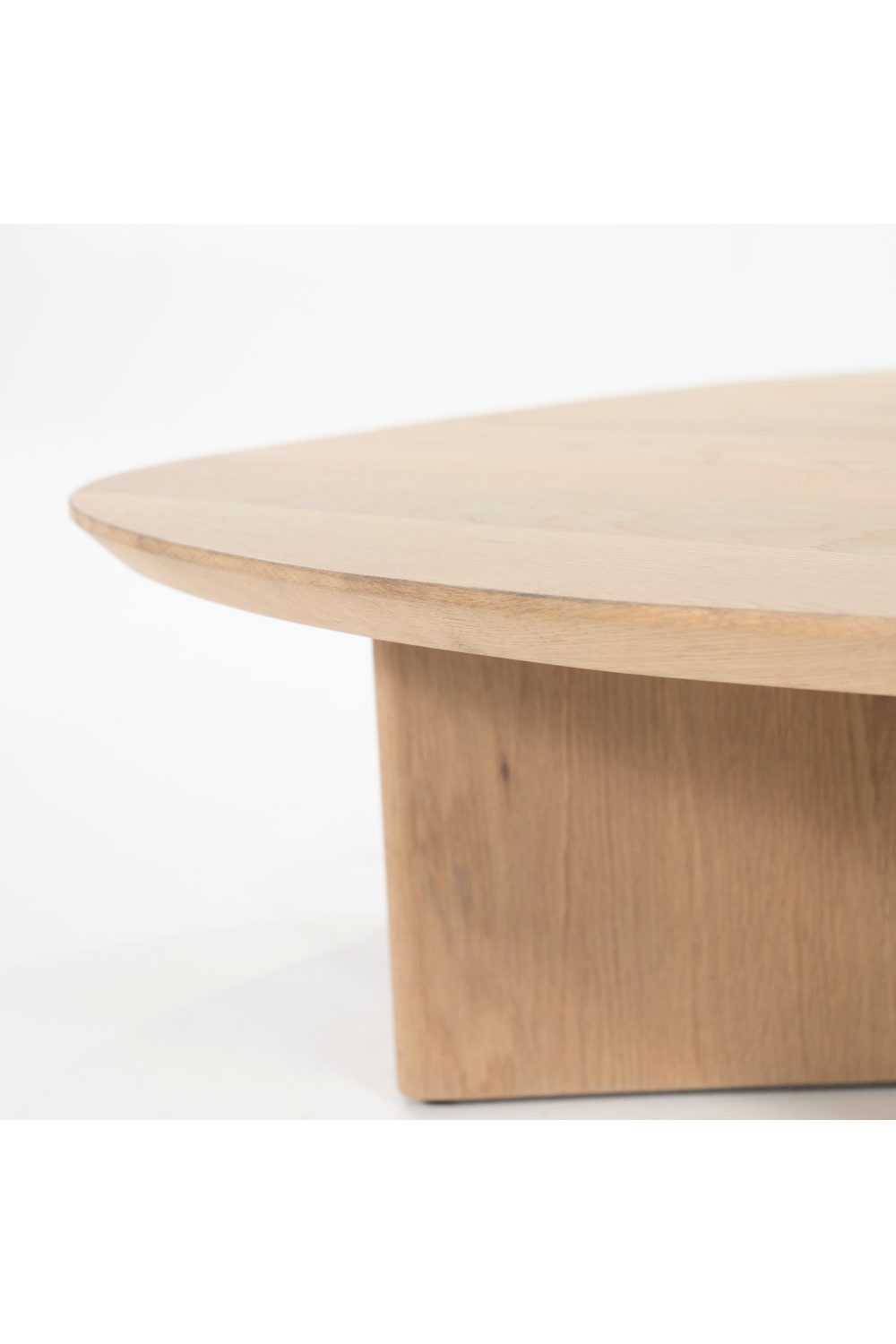 Natural Varnished Oak Coffee Table | Eleonora Stef | OROA.com
