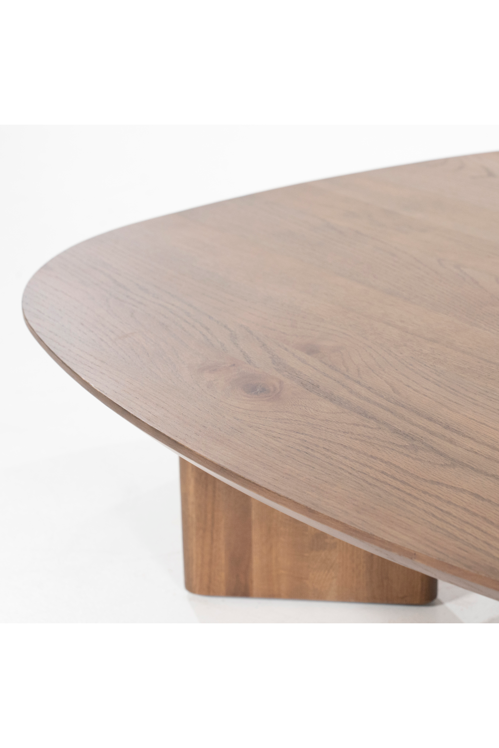 Brown Varnished Oak Coffee Table | Oroa.com
