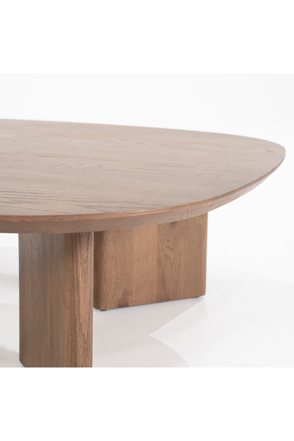 Brown Varnished Oak Coffee Table | Oroa.com