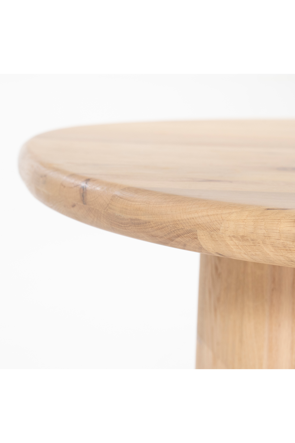 Varnished Oak Organic Dining Table | Oroa.com