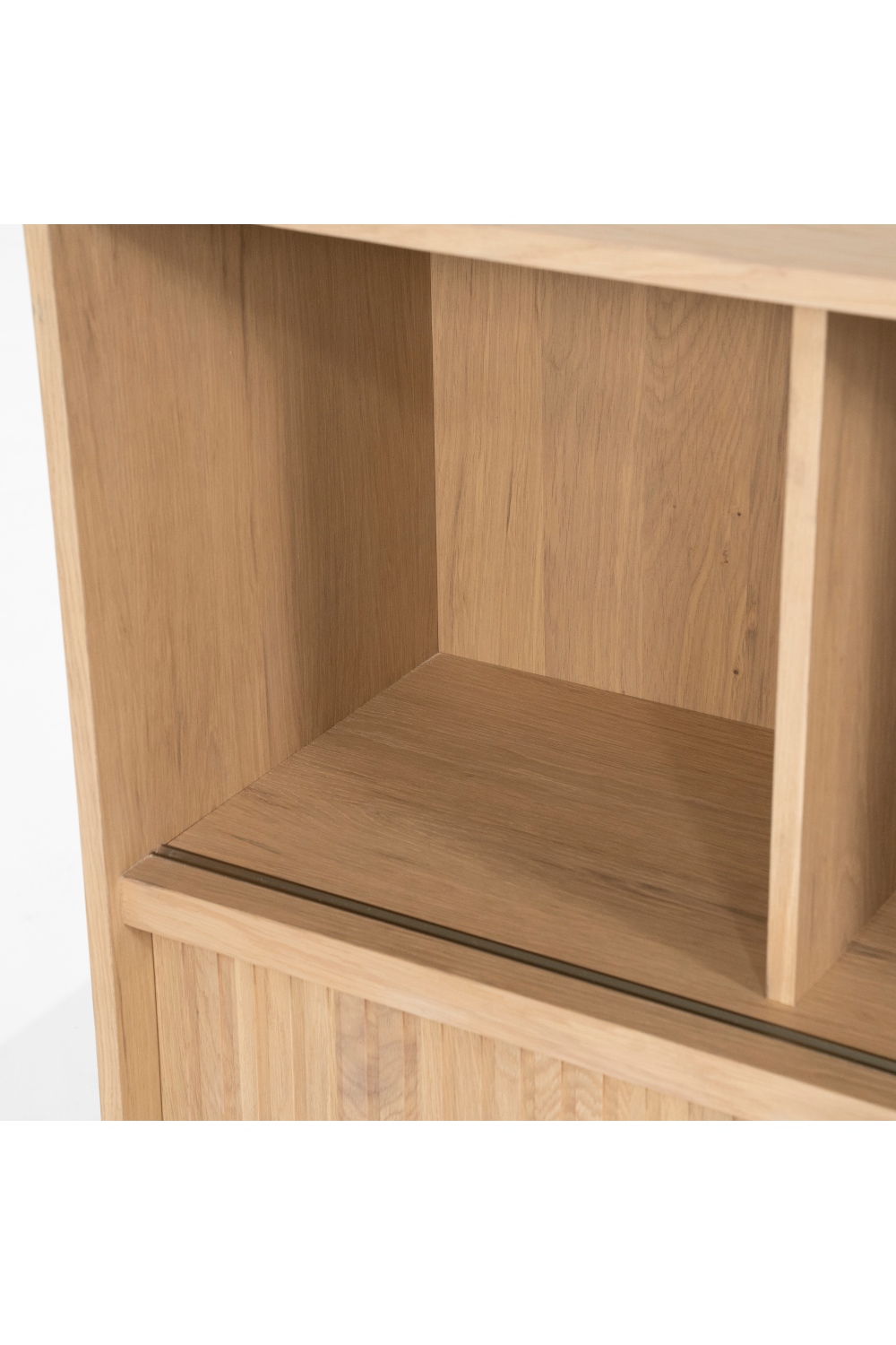 Varnished Oak Sideboard | Oroa.com