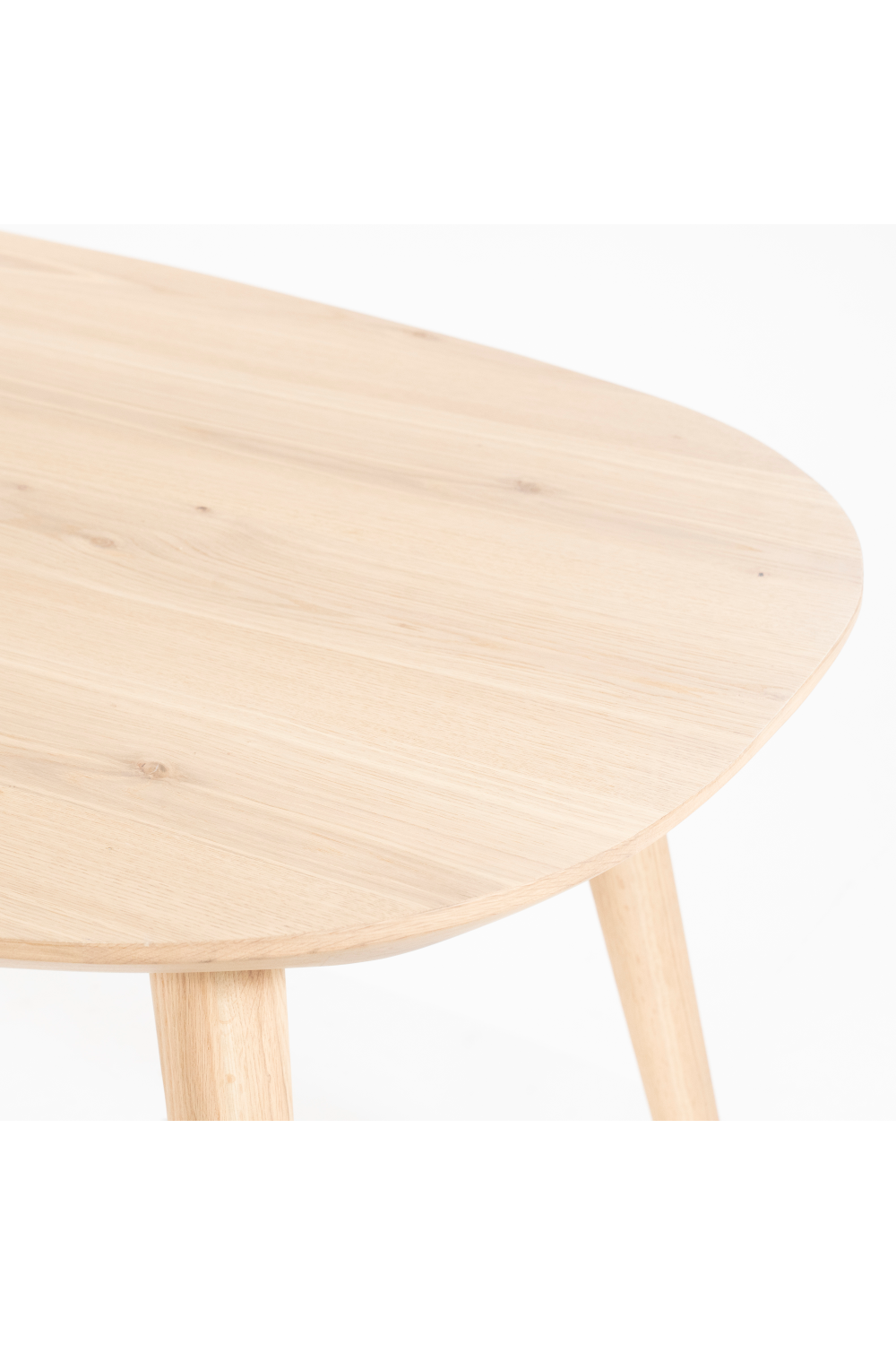 Lacquered Oak Dining Table S | Eleonora Elijah | OROA.com