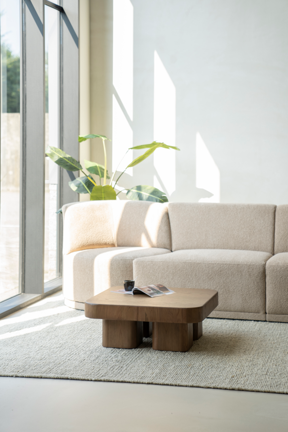 Square Oak Coffee Table | Eleonora Harmonie | OROA.com