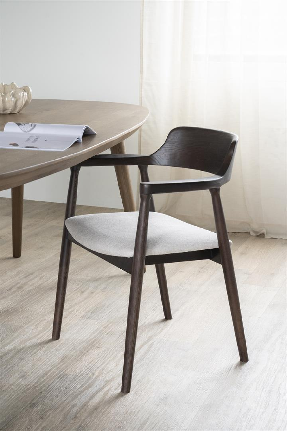Padded Seat Ash Dining Chair | Eleonora Yorick | OROA.com