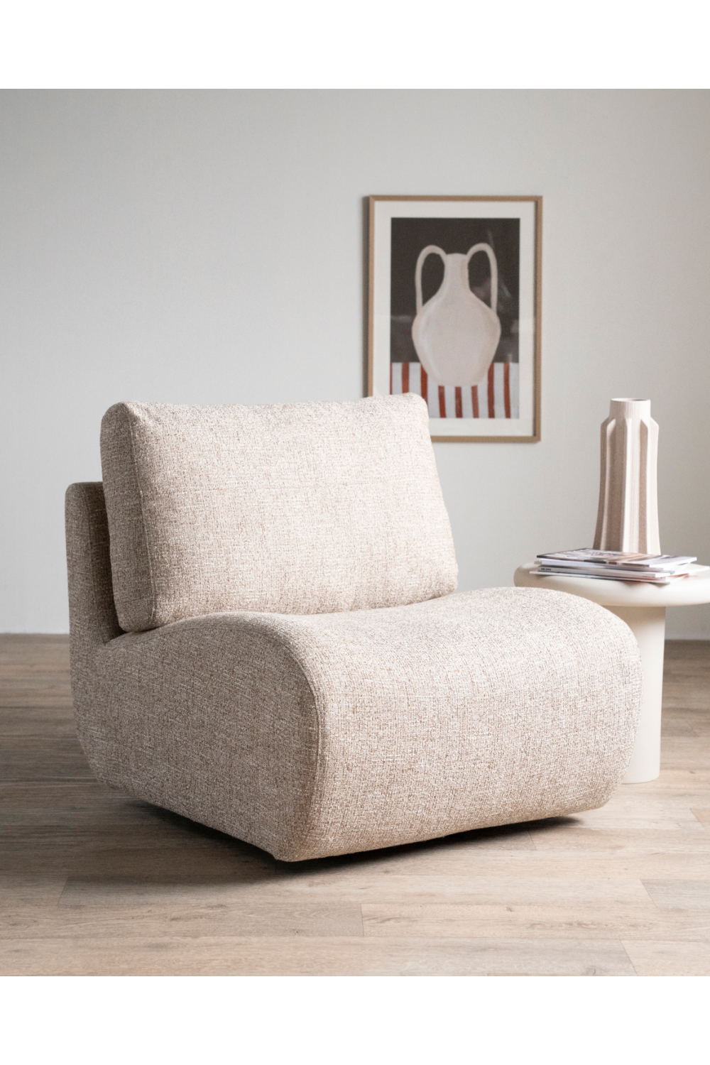 Fabric Upholstered Swivel Lounge Chair | Oroa.com