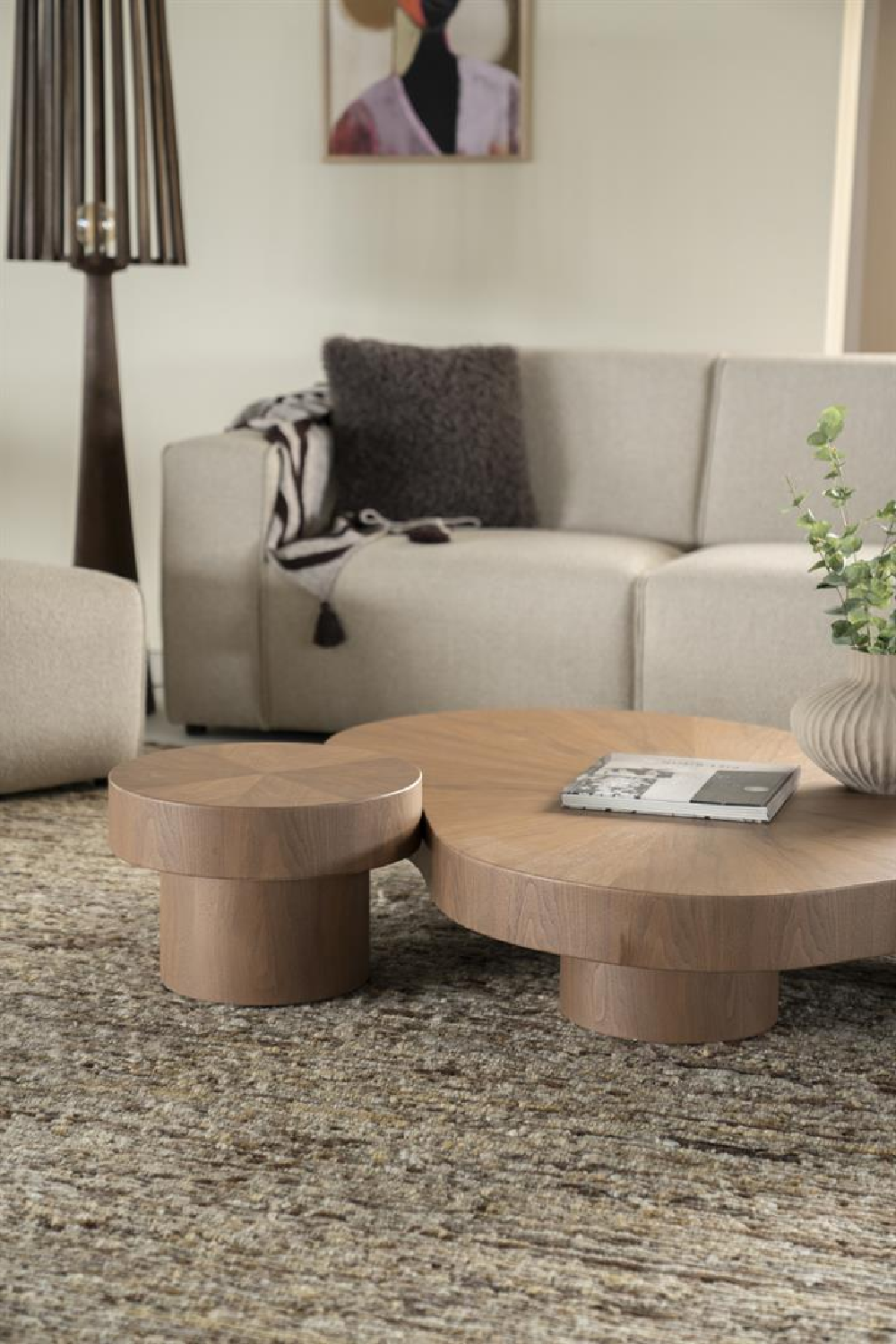 Round Walnut Side Table | Oroa.com