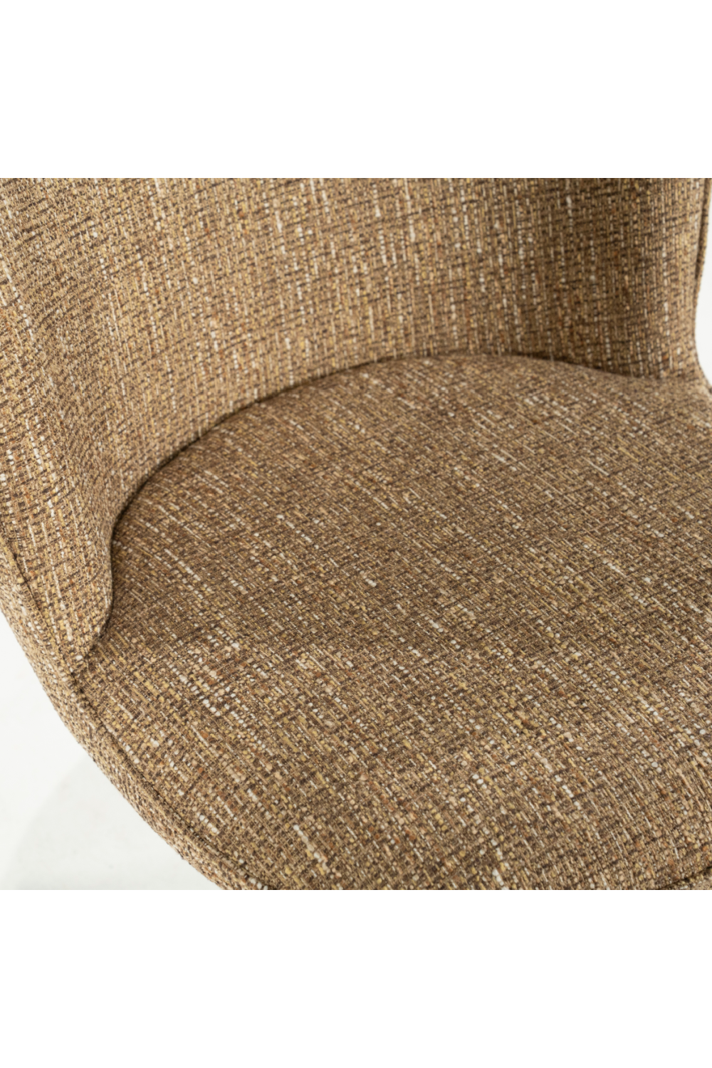 Curved Back Swivel Chair | Oroa.com