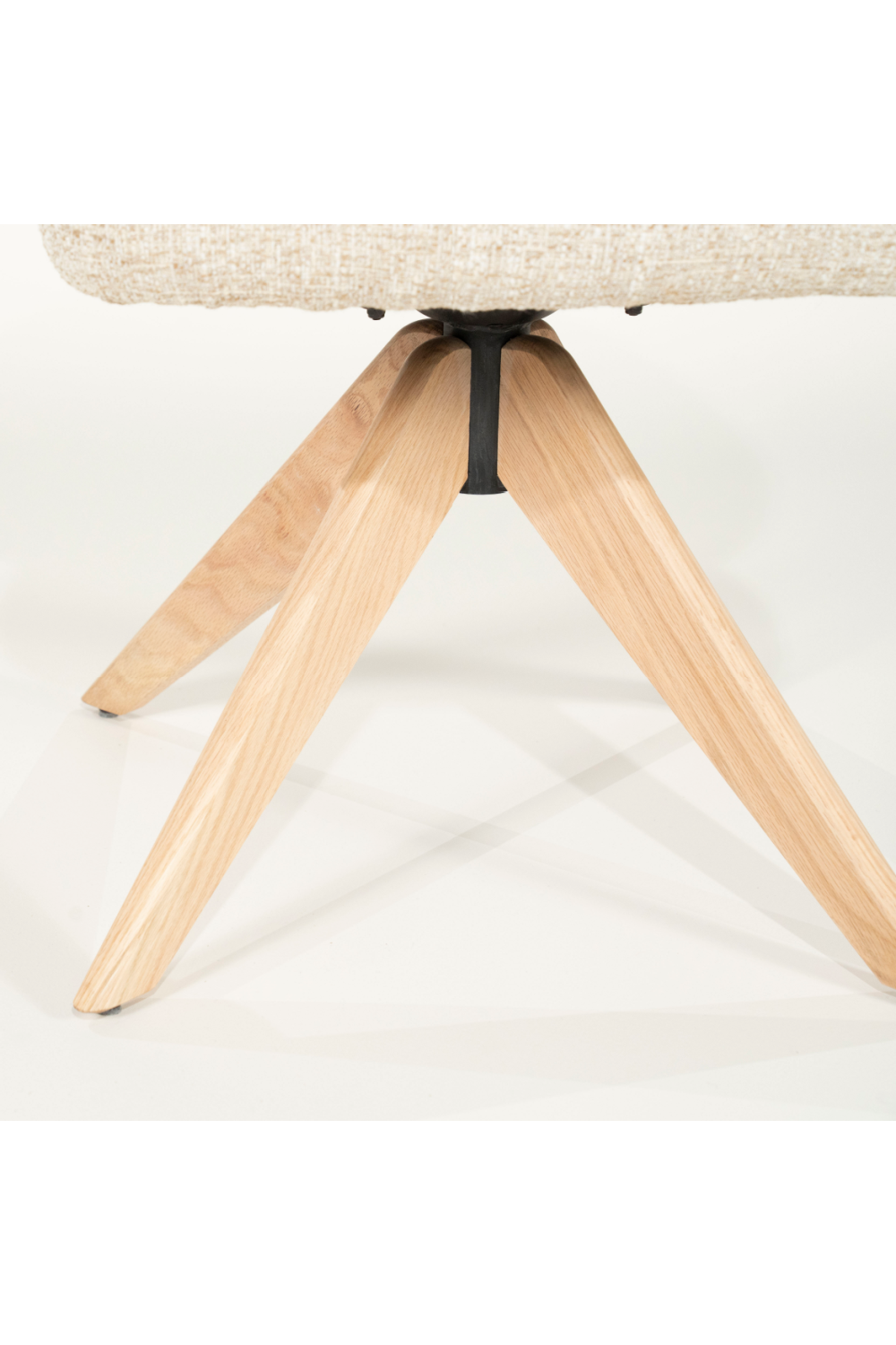 Oak Base Swivel Armchair | Eleonora Connor | OROA.com