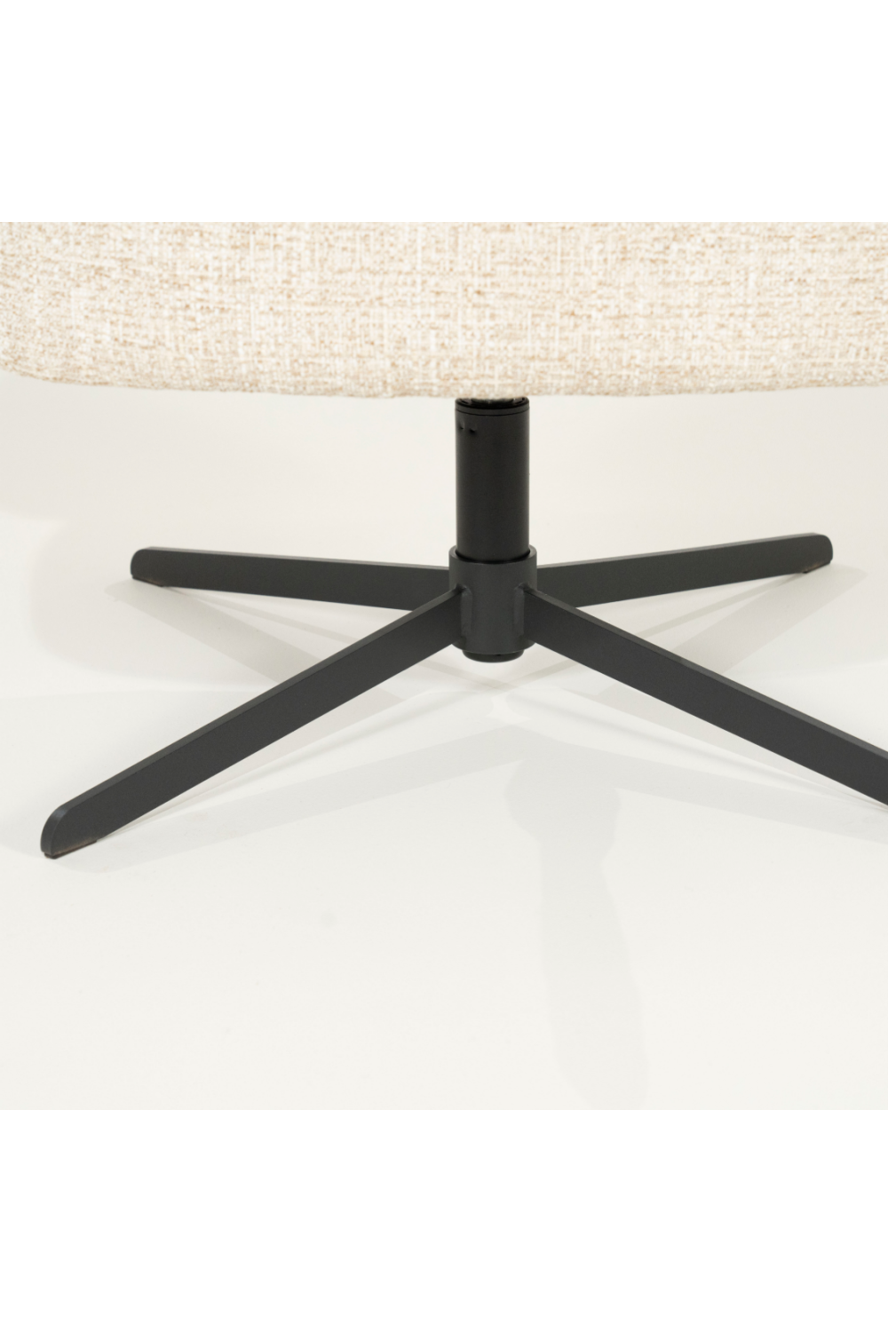 Fabric Swivel Armchair | Oroa.com