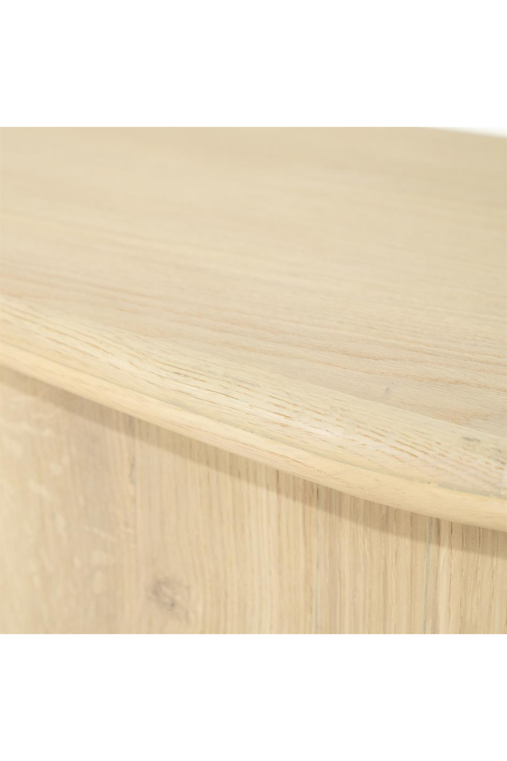 Lacquered Oak 4-Door TV Cabinet | Oroa.com