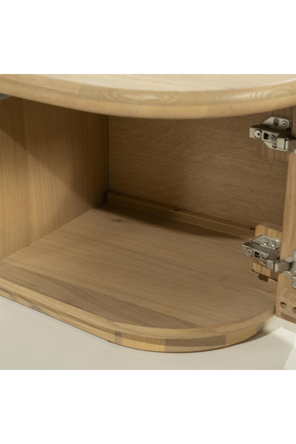 Lacquered Oak 5-Door TV Cabinet | Oroa.com