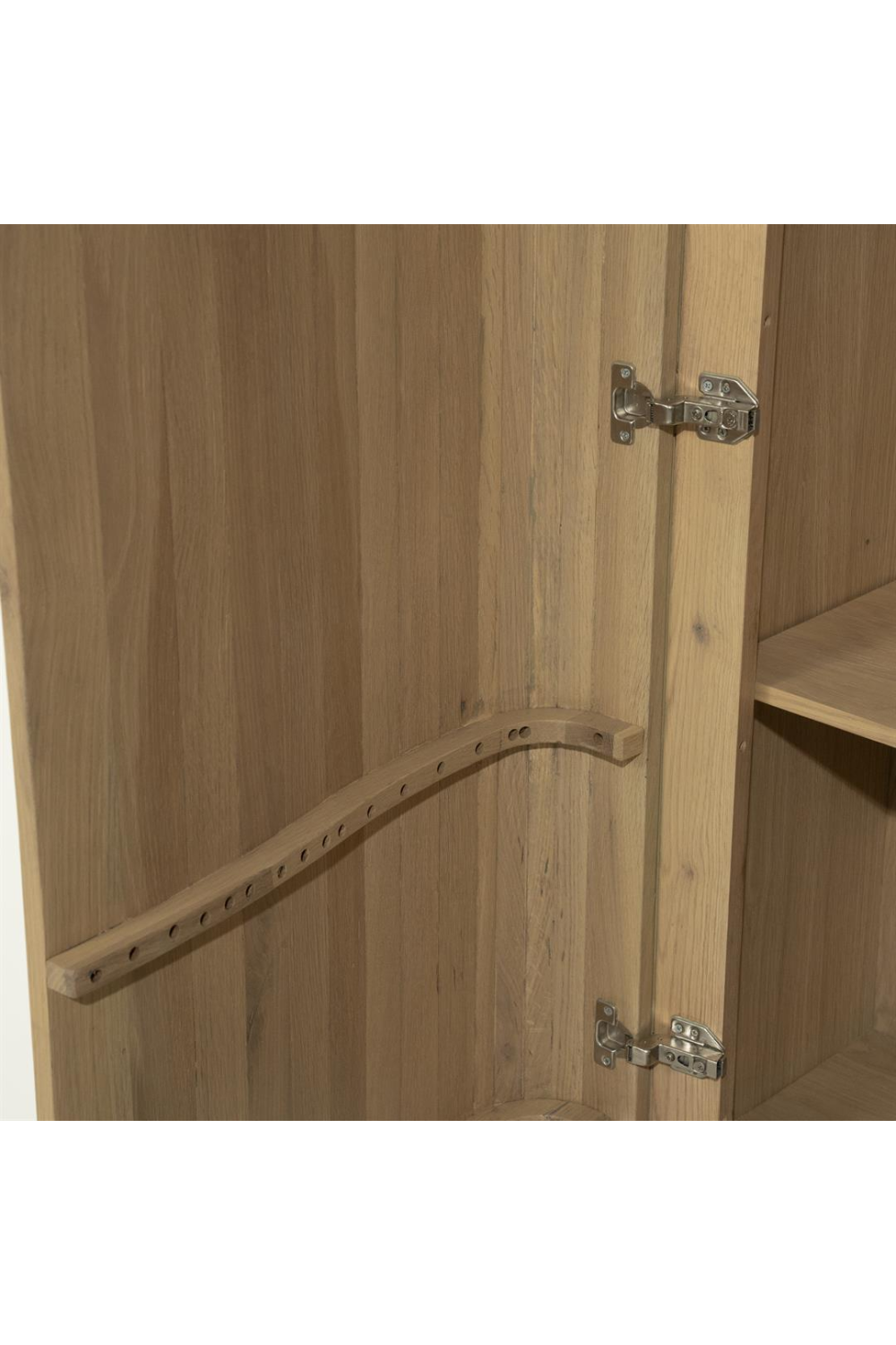 Lacquered Oak 2-Door Cabinet | Oroa.com