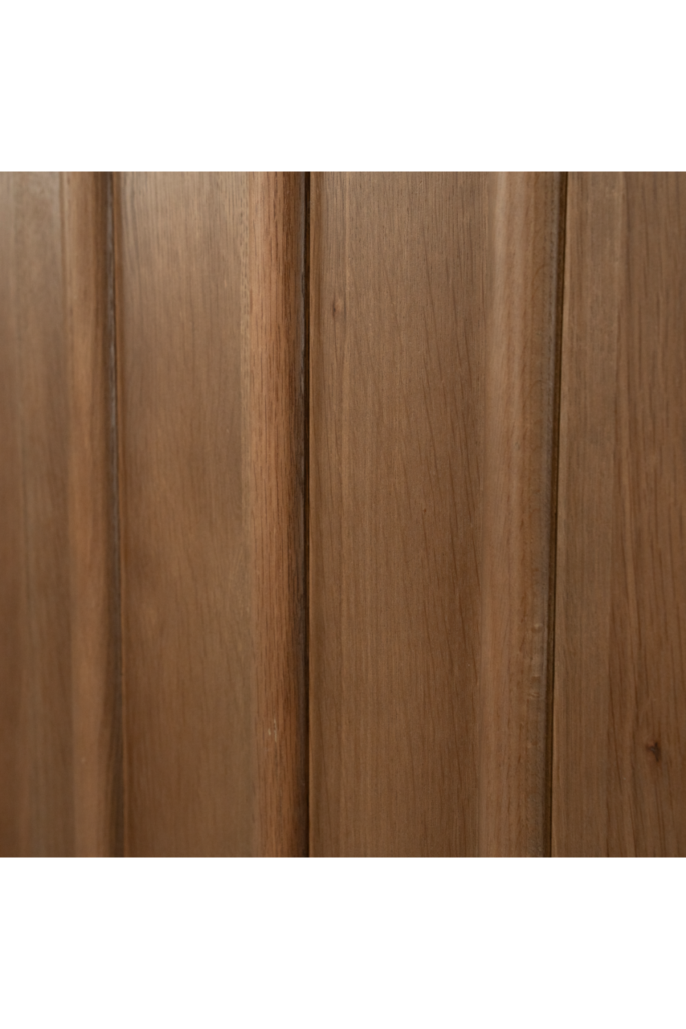 Oak Wood 2-Door Cabinet | Oroa.com