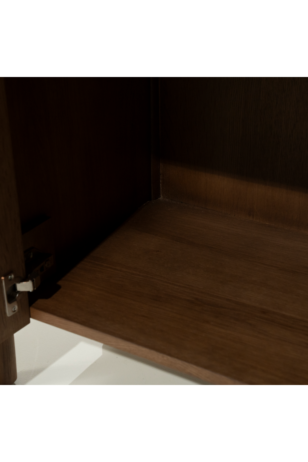 Oak Wood 2-Door Cabinet | Oroa.com