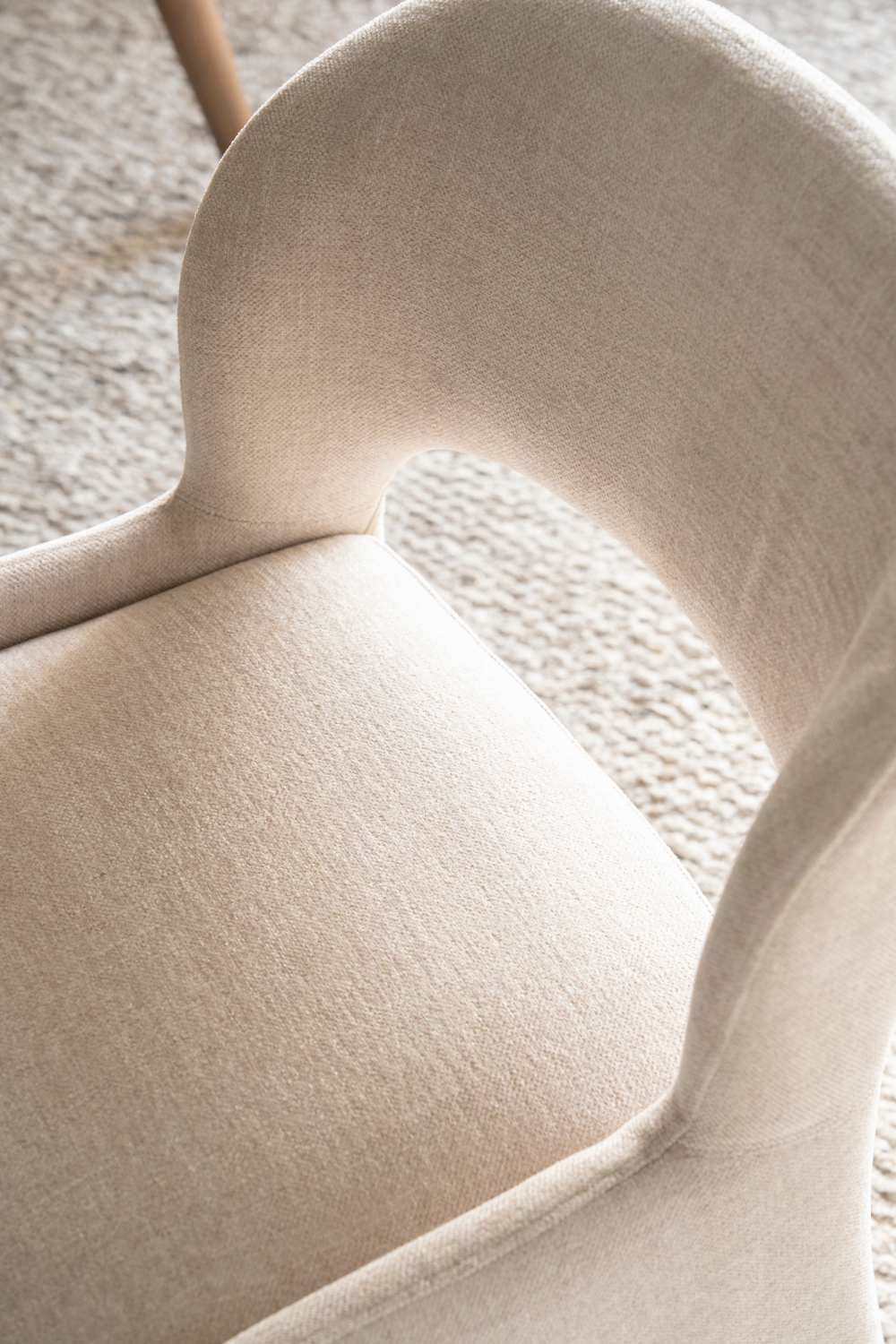 Open-Back Modern Dining Chair | Oroa.com