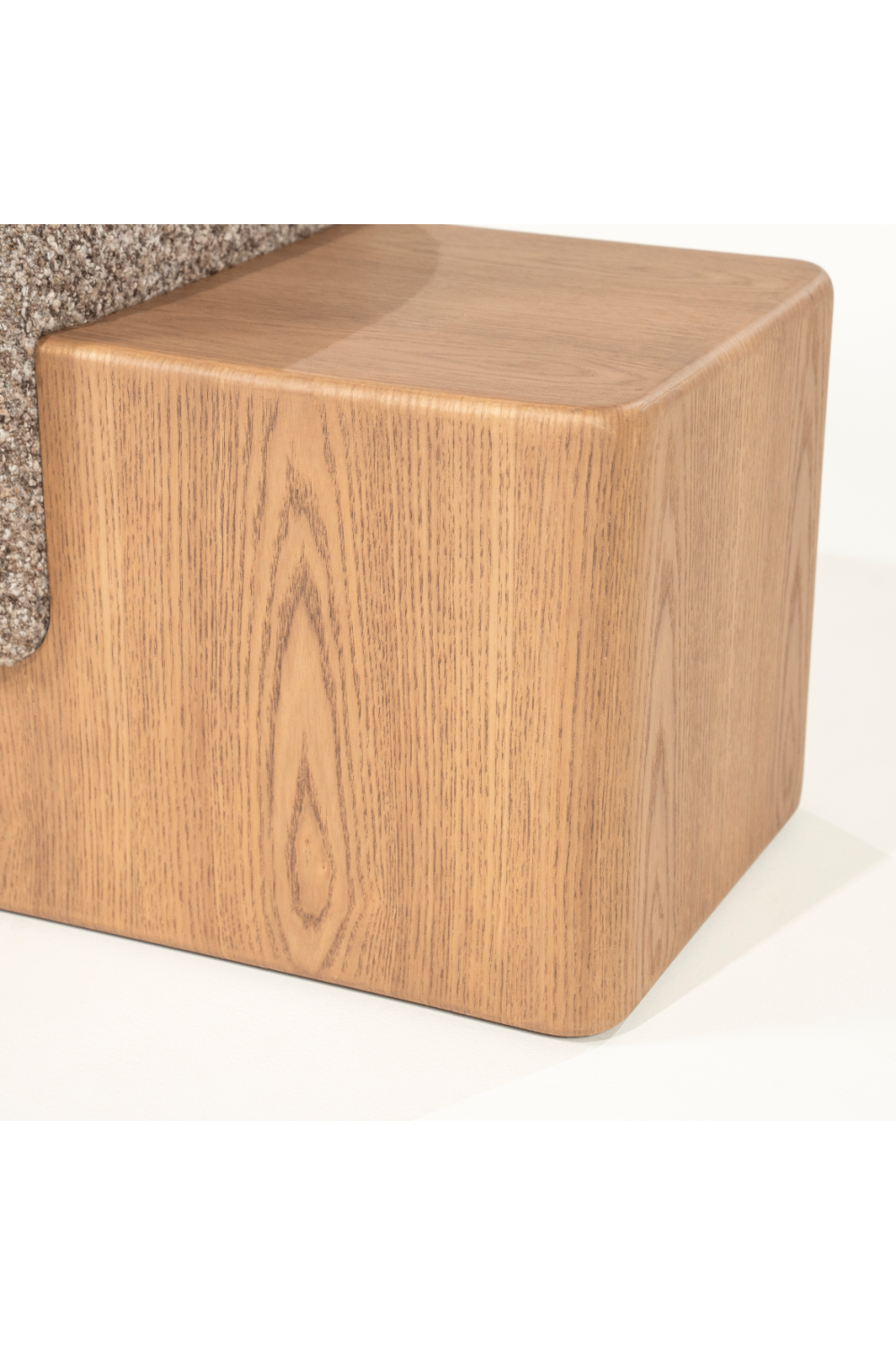 Cushioned Ash Wood Bench | Eleonora George | Oroa.com