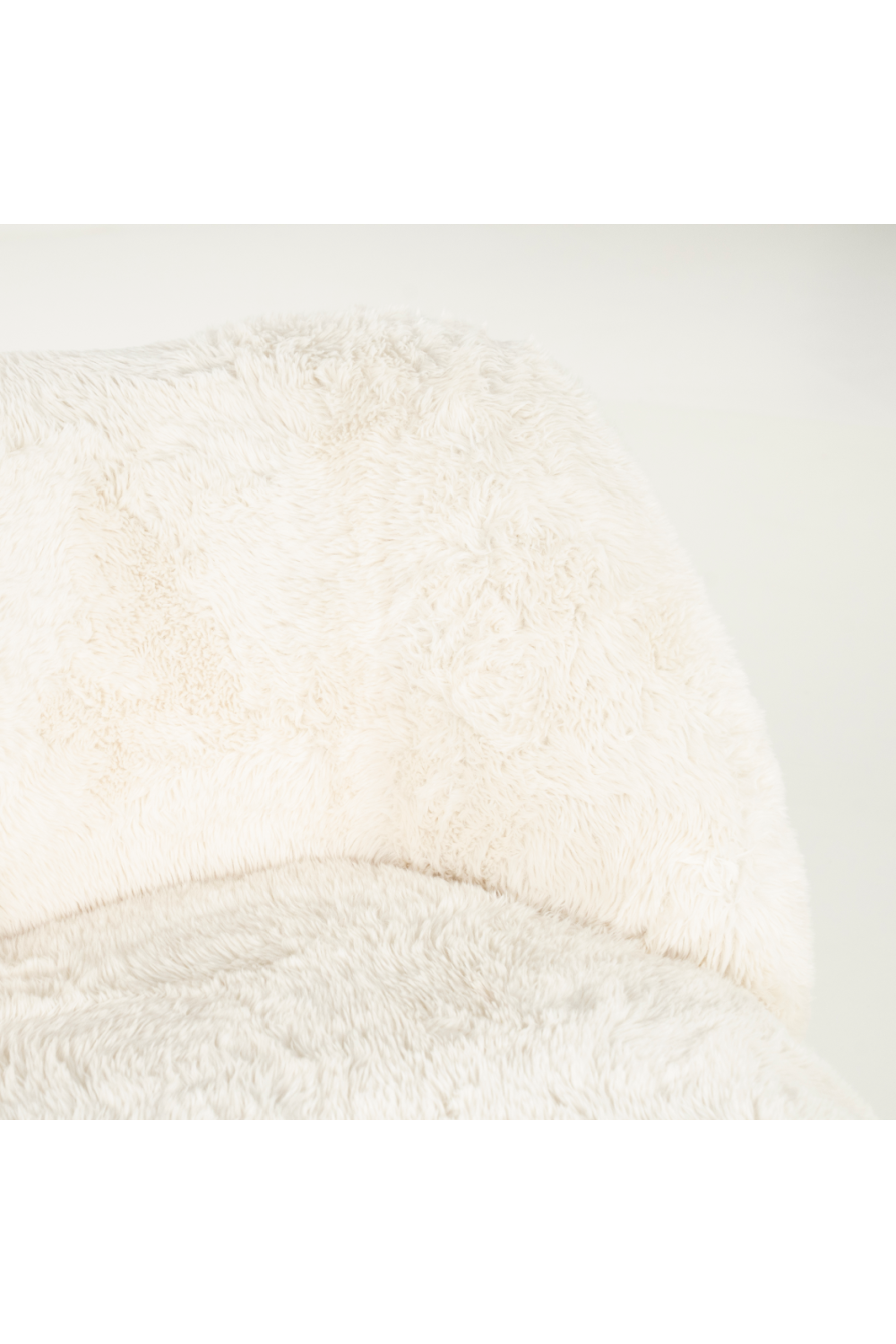 Shaggy Lounge Chair | Oroa.com