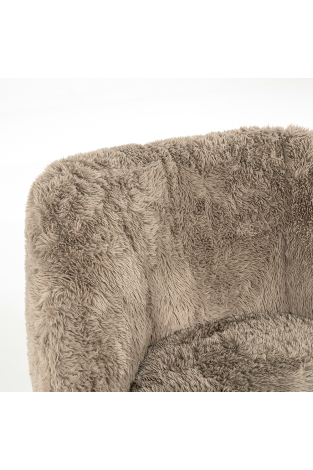 Shaggy Lounge Chair | Oroa.com