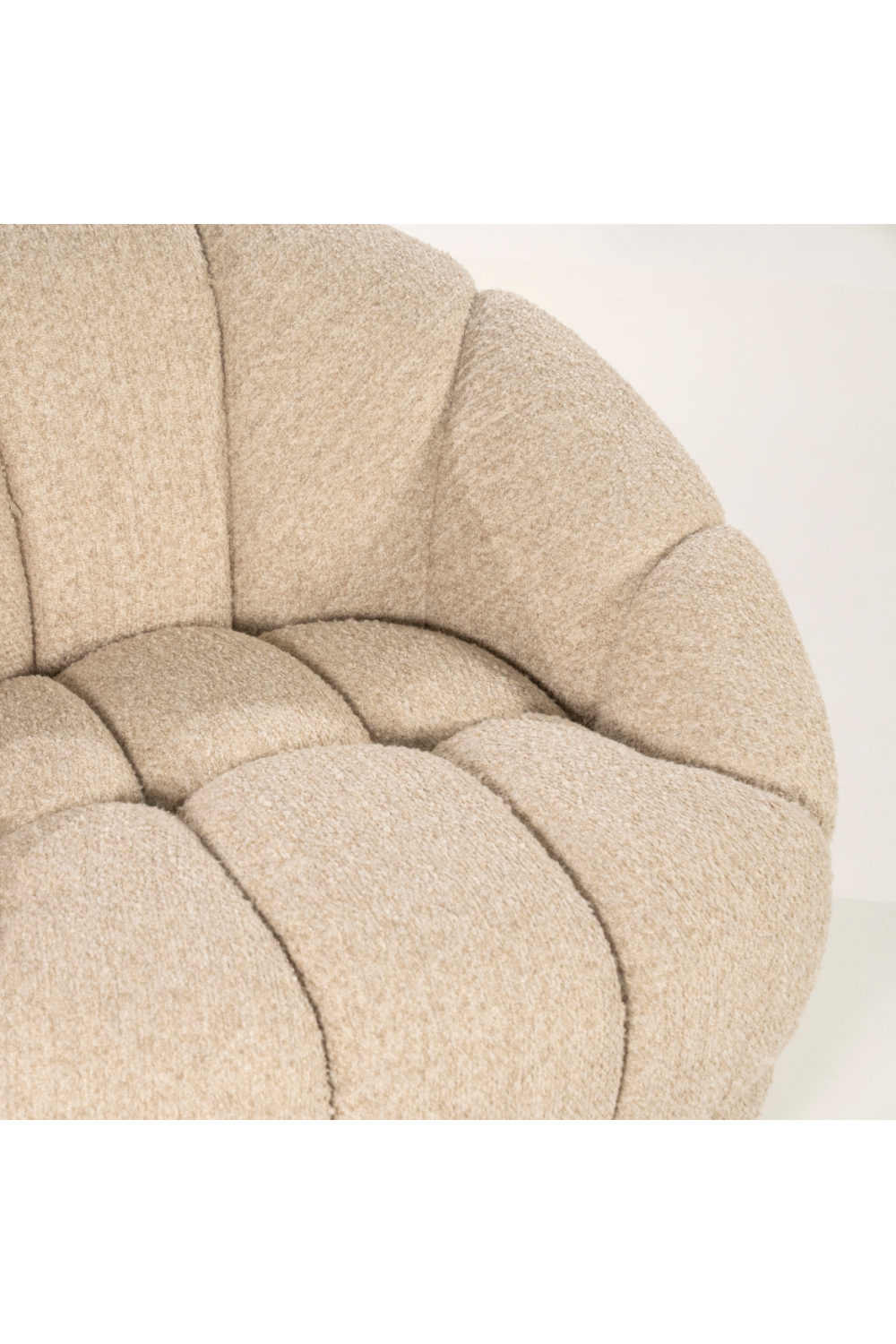 Round Channeled Lounge Chair | Oroa.com