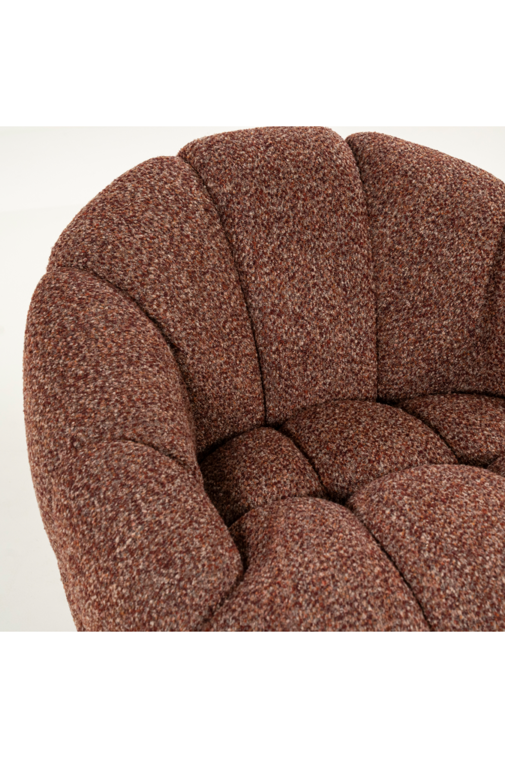 Round Channeled Lounge Chair | Eleonora Tina | Oroa.com