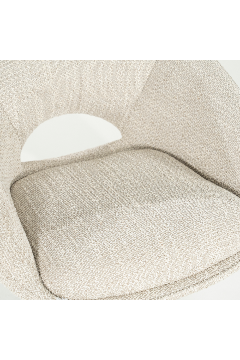 Rounded Open-Back Swivel Chair | Eleonora Nol | Oroa.com