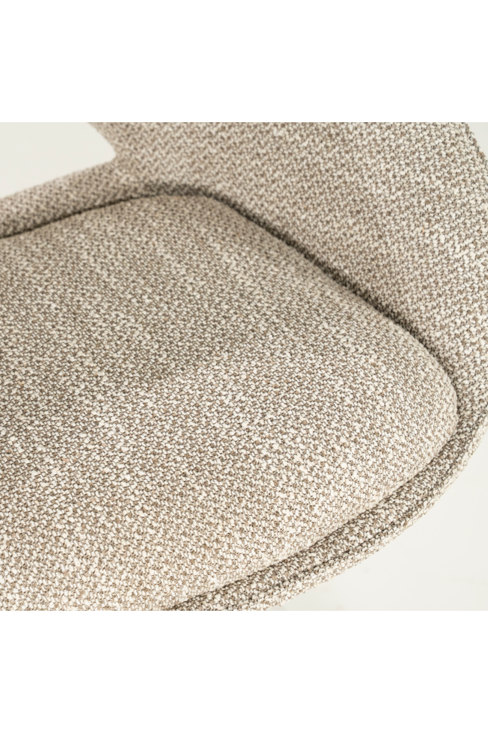 Rounded Open-Back Swivel Chair | Eleonora Nol | Oroa.com