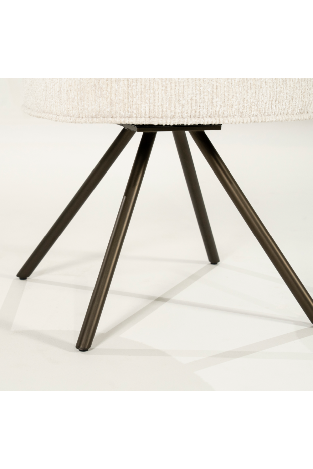 Splayed Leg Dining Chair | Oroa.com