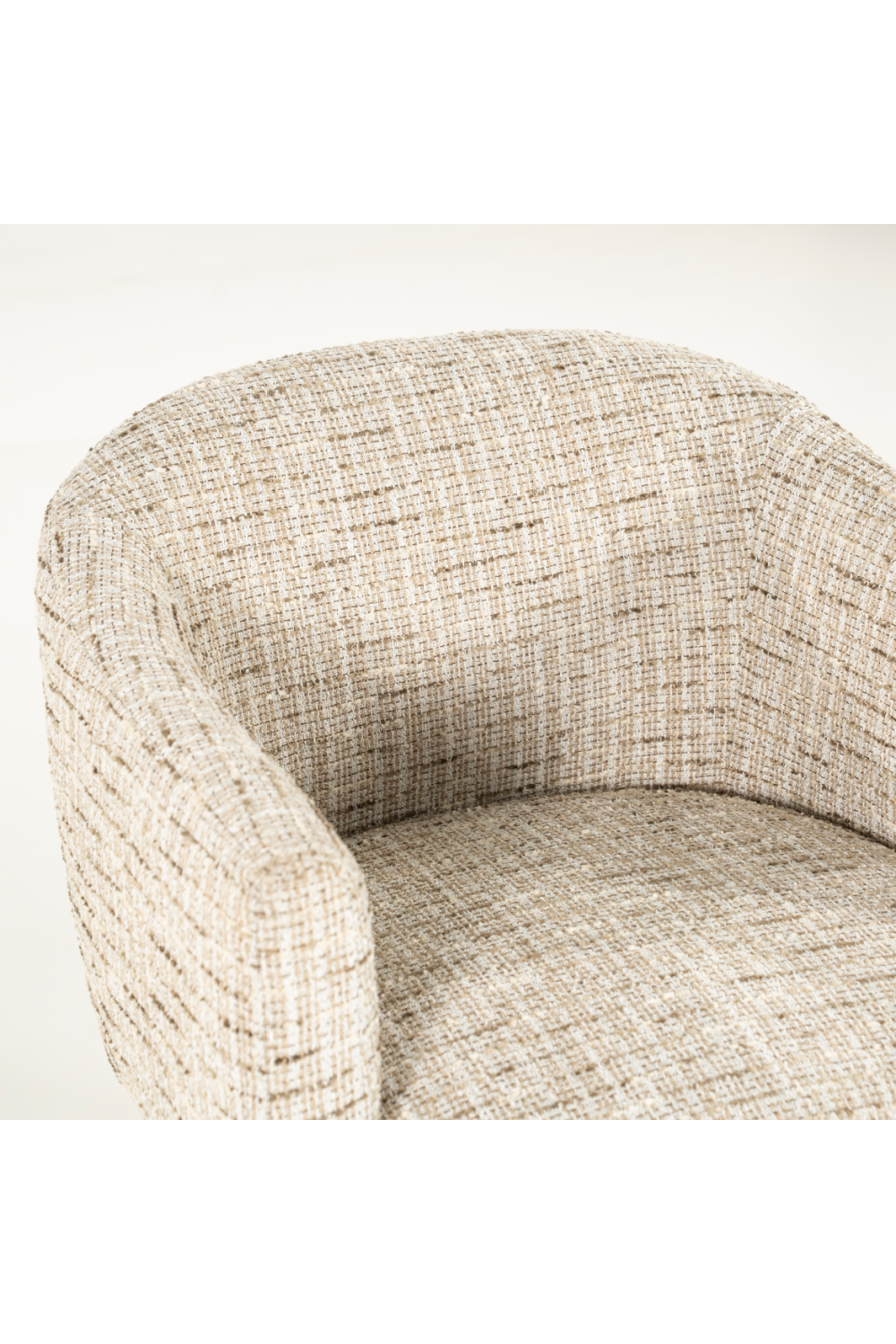 Modern European furniture - Curved Lounge Chair - www.oroa.com | Oroa.com