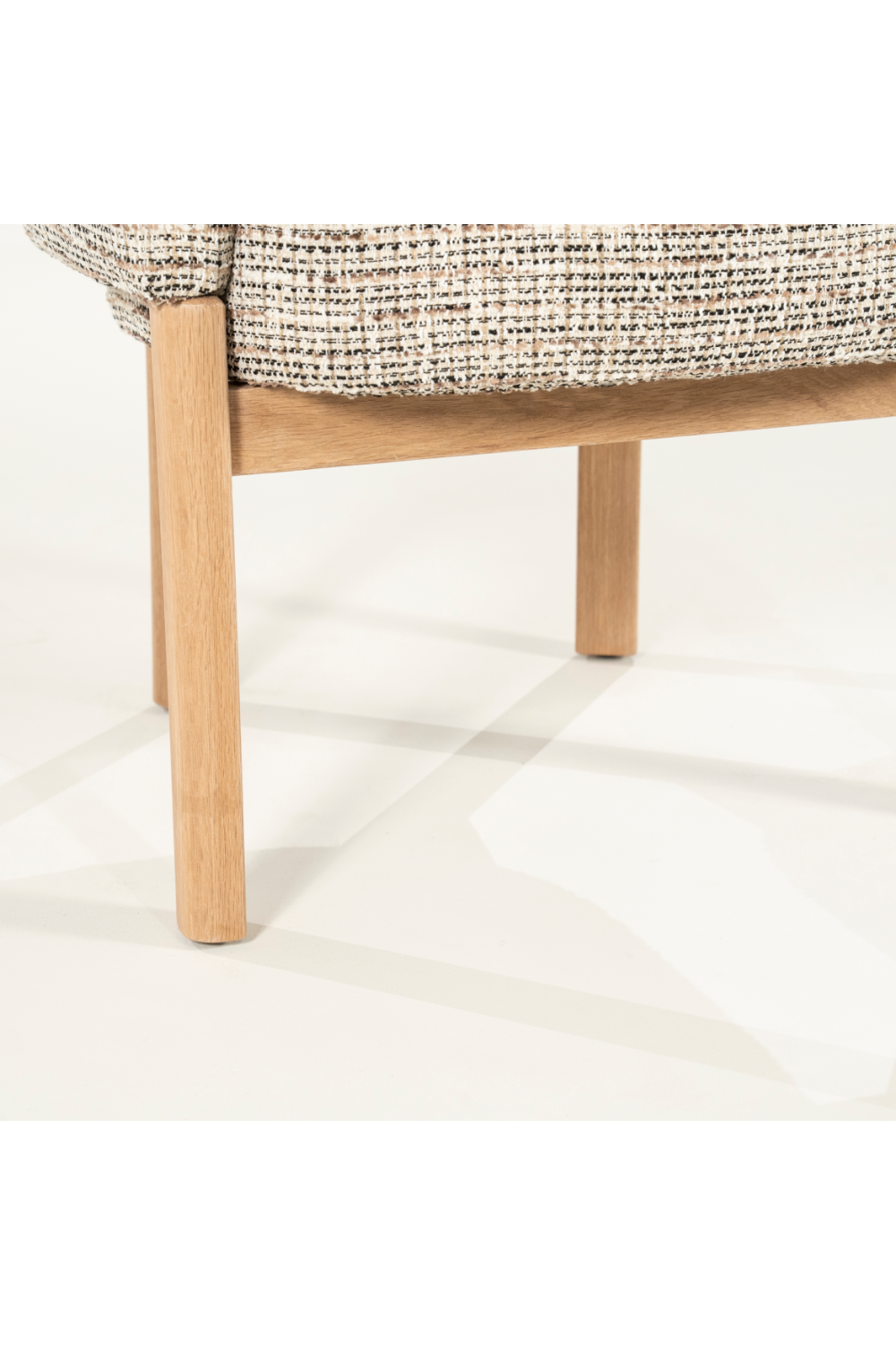 Modern European furniture - Curved Lounge Chair - www.oroa.com | Oroa.com