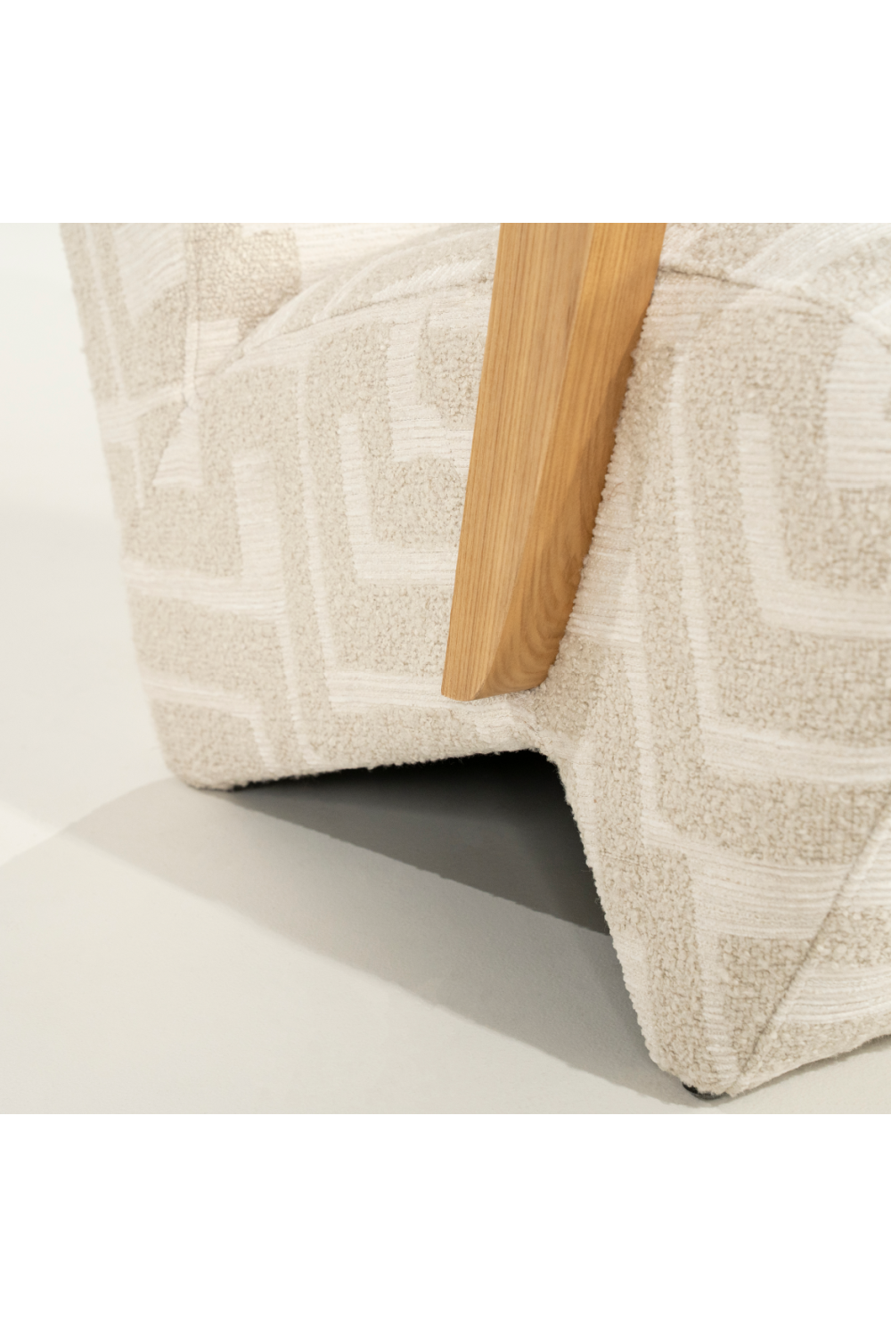 Printed Fabric Lounge Armchair | Oroa.com