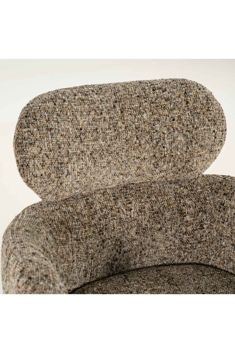 Modern Swivel Amchair | Eleonora Darcio | Oroa.com