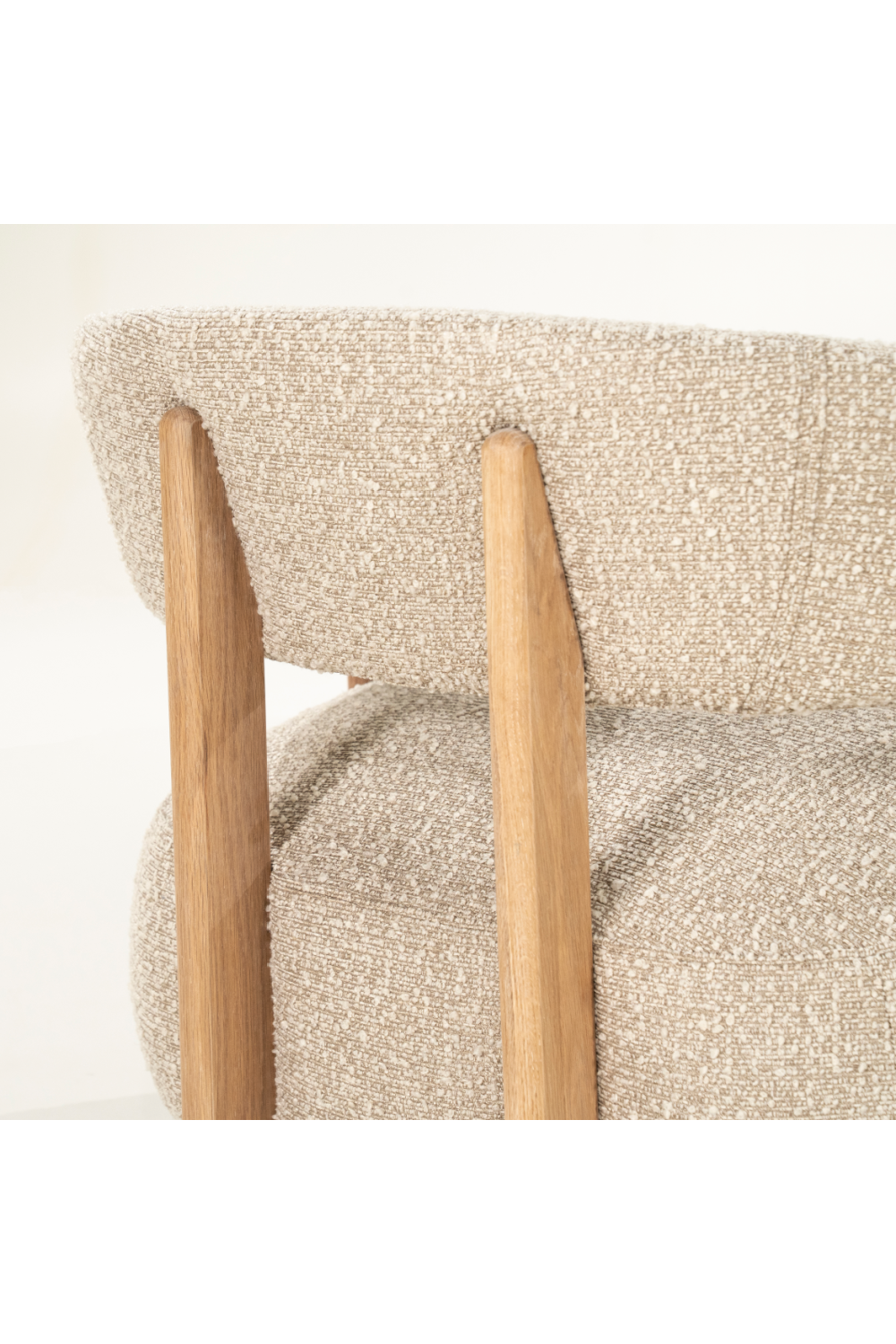 Curved Back Lounge Armchair | Oroa.com