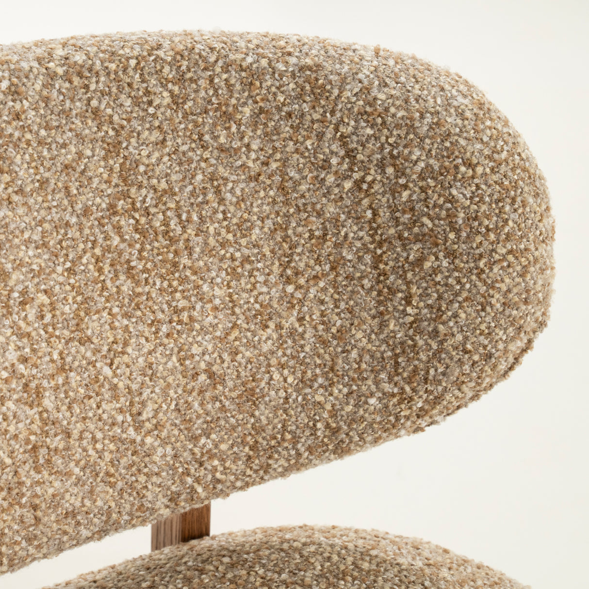 Modern European furniture - Chunky Cushioned Lounge Chair - www.oroa.com | Oroa.com